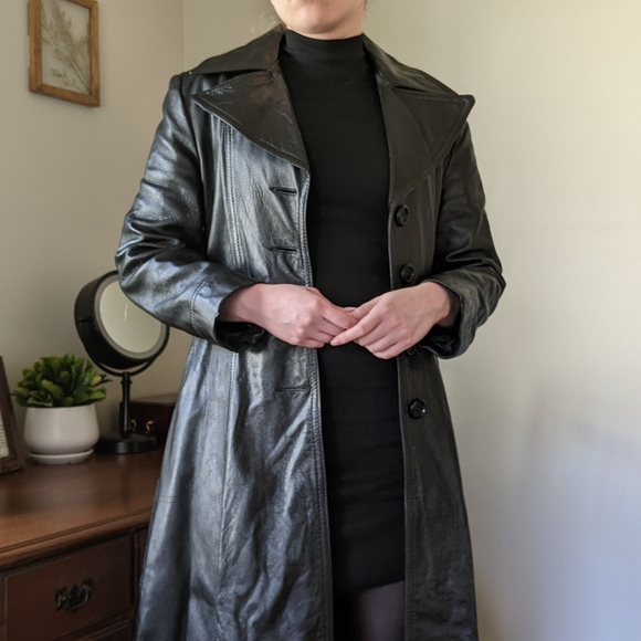 Vintage Black Leather Trench Coat - Picture 2 of 6